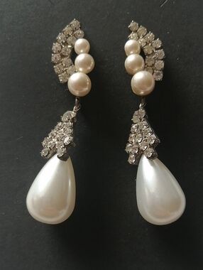 Vintage Classic Faux Pearl Crystal Accents Drop Earrings Wedding Formal Events